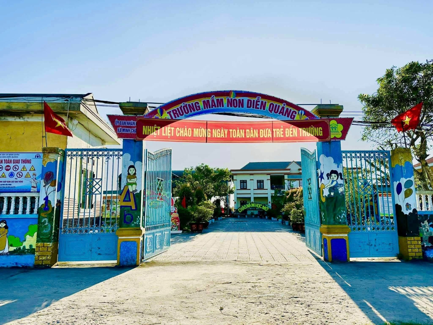 Công tác Chuẩn bị và khai giảng