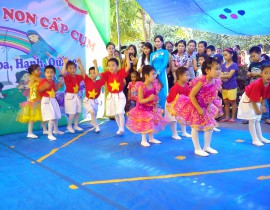 Bé khỏe măng non